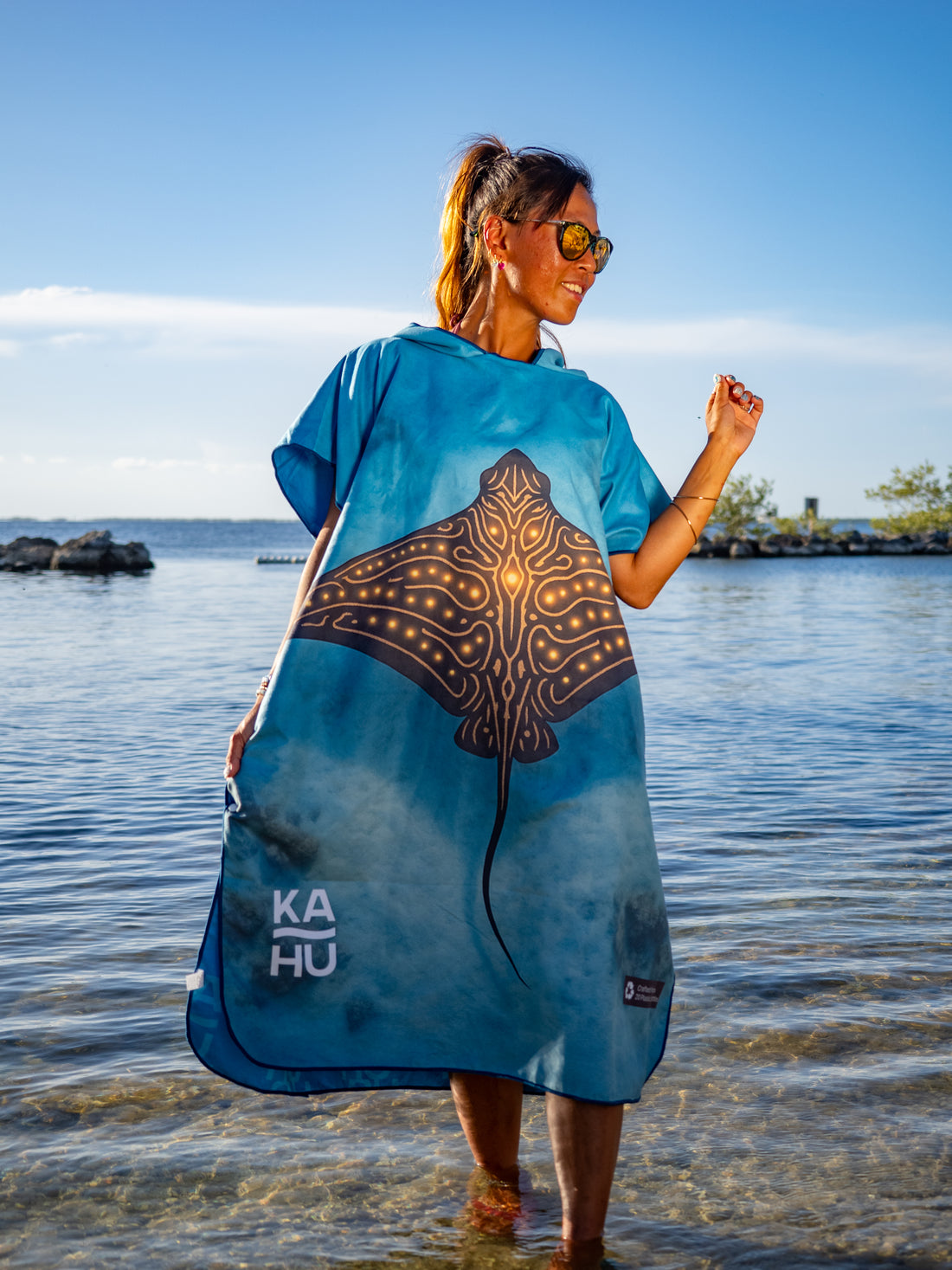 Hihimanu - Premium Suede Microfiber Towel Poncho