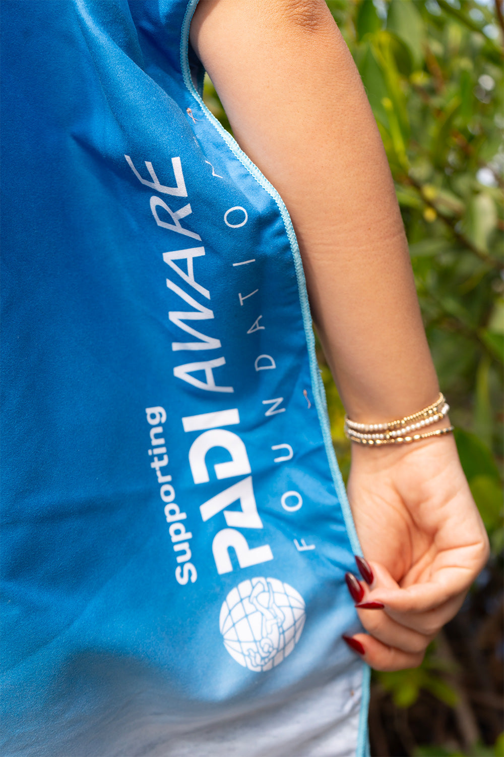 Padi Aware Shark Close - Premium Suede Microfiber Towel Poncho